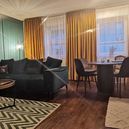 Apartamenty Motyl ビトム エクステリア 写真