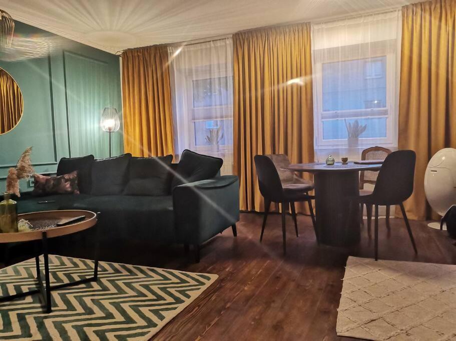 Apartamenty Motyl ビトム エクステリア 写真